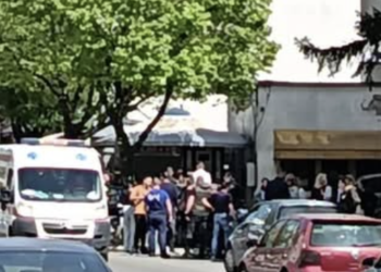 Saobraćajna nezgoda u centru grada okupila građane: Jedan povređeni u teškom stanju