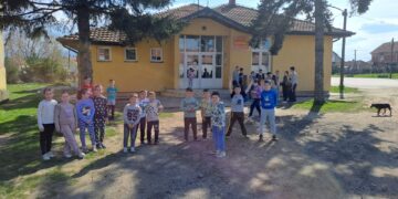 „Tihi ubica“ u školskoj klupi: Tim 42 pokreće akciju za čist vazduh u školi u Donjoj Jajini