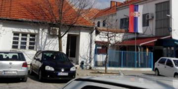 Dvojica zatvorenika pobegla iz Okružnog zatvora, probušili rupu na plafonu