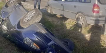 Vozilo sletelo sa puta, žena povređena