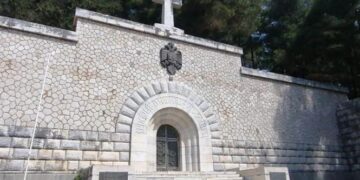 Informišite se pre posete ostrvu Vido: Odobrena sredstva za rekonstrukciju Mauzoleja, ali nije oročen početak radova