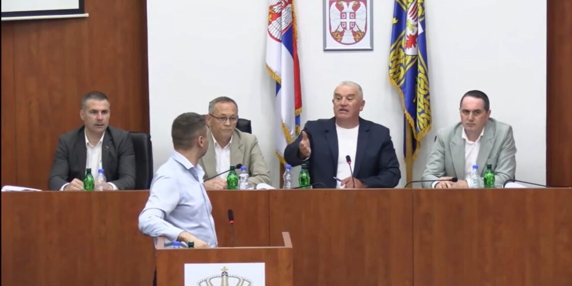 Zašto se vlast grčevito bori da se u skupštini ne priča o Pupicinoj presudi? – VIDEO
