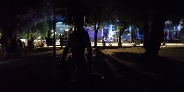 Dok se Leskovac predstavlja kao „Prestonica kulture“, građani sede u mraku