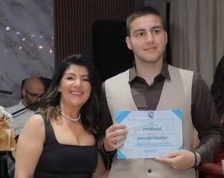 Maturant iz Vlasotinca završio srednju školu bez ijednog izostanka: Nikola Pešić primer odgovornosti i posvećenosti