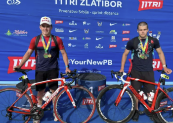 Zlatni triatlonci iz Leskovca zablistali na Zlatiboru: Novak šampion Srbije, Andrija među najboljima u državi