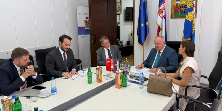 Ambasador Turske u Leskovcu: Razgovori o investicijama bez prisustva novinara