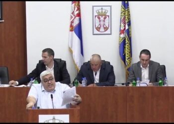 Zdravković najavio prijavu Upravnom sudu protiv predsedavajućih u lokalnom parlamentu