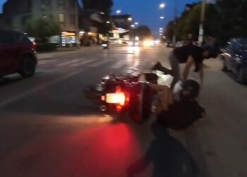 Snimak nesreće u Radničkoj ulici otvara nova pitanja: Građani traže odgovore o postupanju policije i mogućim vezama vozača