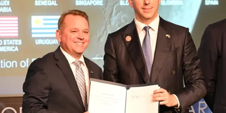Srbija pristupila NASA programu „Artemis“ za istraživanje svemira