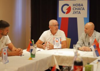 Advokat koji je novinarima pretio „paljenjem zgrade i ljudi“ postao poverenik novog političkog pokreta u Leskovcu