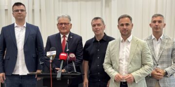 Aleksić, Parandilović, Ćuta i Milić iz Niša poslali poruku: „Naše podele održavaju Vučića na vlasti“