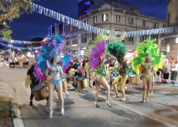 Ni kiša nije mogal da pokvari festival radosti i veselja u Leskovcu