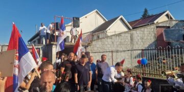 Mali u Bojniku: Nećemo nasilje, hoćemo veće plate i penzije