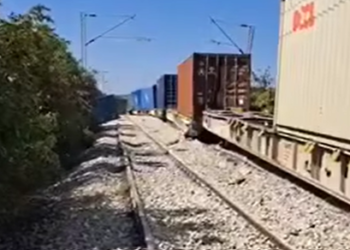 Obustavljen železnički putnički saobraćaj Niš- Beograd, ponovo iskočio voz – VIDEO