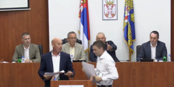 „Sporna“ kupovina dela kuće od strane odbornika SNS-a uzburkala leskovački parlament