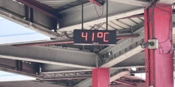 Iako meteorolozi mere 35 stepeni, jug Srbije se „kuva“ na više od 40: Lekari upozoravaju na opasnost od toplotnog udara