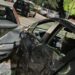 Automobil se prevrtao 50 metara pa udario u parkirani „Pežo“: Udes u Dubočici probudio stanare