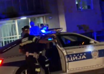 Sukob policije i više građana u Leskovcu zbog kontrole vozača električnog skutera