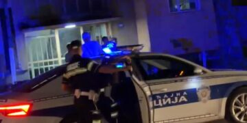 Sukob policije i više građana u Leskovcu zbog kontrole vozača električnog skutera