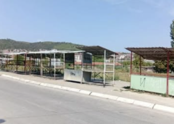 Sklanjaju im pijacu, građani besni