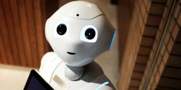 Humanoidni roboti će se proizvoditi u Šapcu, a srpski jezik učiti u Kragujevcu!?