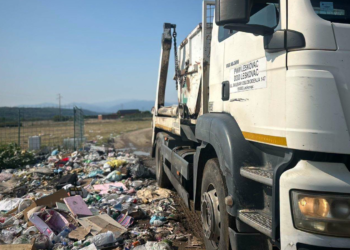 Čisti se divlja deponija kod nekadašnjeg „Džinsija“: Uređuje se i javna površina