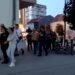 I u Aleksincu zvižduci naprednjacima u centru grada: Građani ih ispratili, SNS sklonio štand i otišao