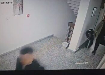 Noćni pretres, crne kese i nestanak 920.000 dinara: Unutrašnja kontrola MUP-a istražuje postupanje policijskih inspektora u Leskovcu