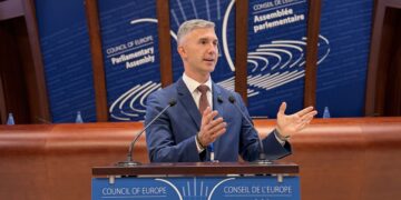 Stanković traži odgovor od Brnabić: Kada će Savet Evrope biti pozvan da posmatra izbore?