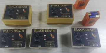 Pokušao da prošvercuje smrtonosne „Black Death“ pakete