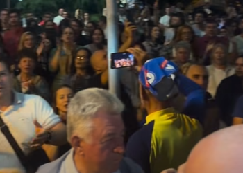 Overivači u Nišu odbili da izađu na teren i overe potpise za Studentsku listu, protesti na ulicama