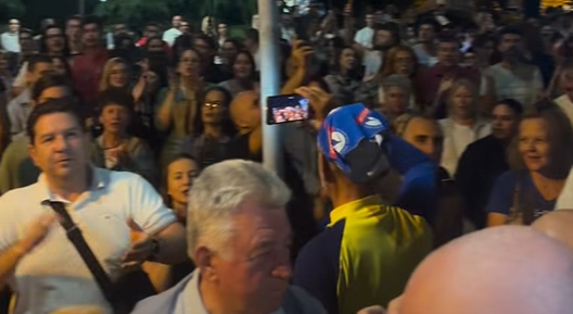 Overivači u Nišu odbili da izađu na teren i overe potpise za Studentsku listu, protesti na ulicama
