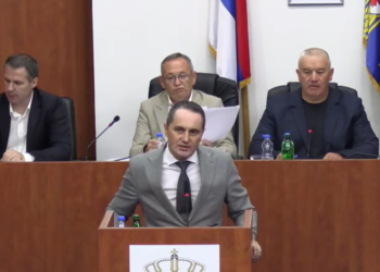 Prosvetna inspekcija tražila razrešenje Školskog odbora, Skupština Leskovca mesecima bez konačne odluke – Šta će uraditi danas?