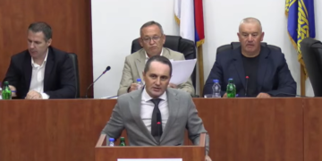 Prosvetna inspekcija tražila razrešenje Školskog odbora, Skupština Leskovca mesecima bez konačne odluke – Šta će uraditi danas?