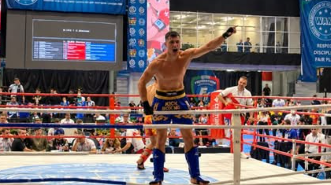 Jovan Stevanović postao svetski juniorski šampion u kik-boksu!