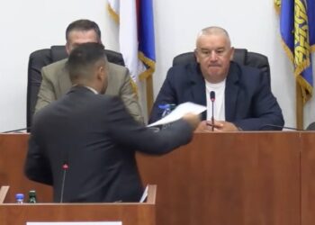 Petoro opozicionih odbornika formiralo novu grupu u Skupštini Leskovca: „Leskovac na prvom mestu“