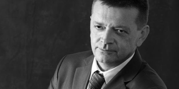 Maksilofacijalni hirurg i jedan od najboljih evropskih stručnjaka: Dragan Krasić, rođeni Leskovčanin, ali i i čovek koji svojim radom ispisuje tragove