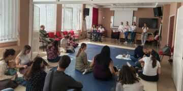 Održan „Koncert za bebe“: Prvi susret sa muzikom od najranijeg uzrasta