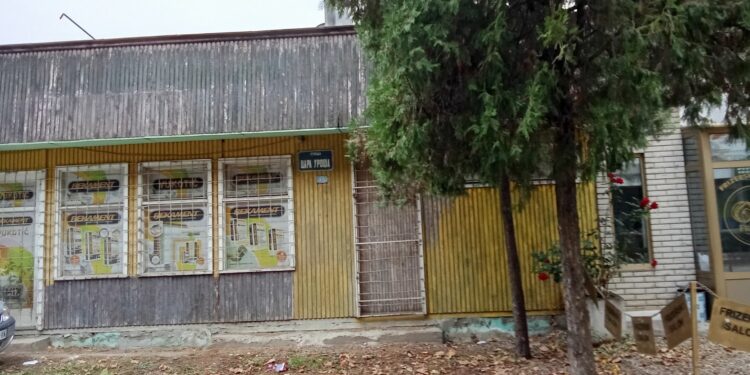 U trafostanici, frizerskom salonu i napuštenoj baraci u Radničkom naselju upisano 8 birača
