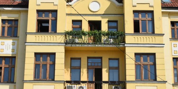 Otvoren konkurs za 64. Oktobarski likovni salon u Leskovcu