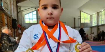 Tri zlata za šestogodišnjeg Pavla Jovića: Najmlađi na turniru poneo i dva pehara