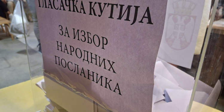 U Nišu do 10 sati glasao svaki peti birač, u Prokuplju izlaznost 16,5 odsto