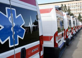Domovi zdravlja u Medveđi i Vladičinom Hanu dobili po sanitetsto vozilo